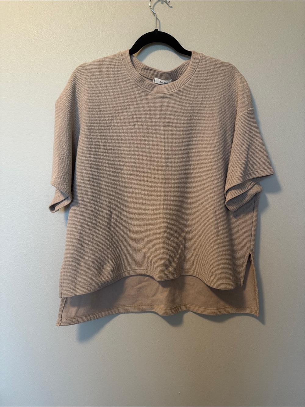 Tres Bien Tan Ribbed Short Sleeve Top